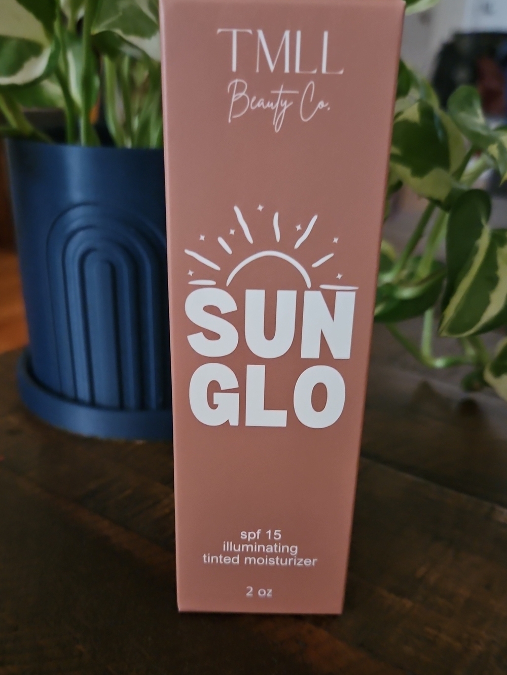 Sun Glo Illuminating Tinted Moisturizer - Rose Tan